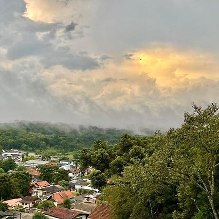 Apartamento 5 Pessoas Em Gramado Esterno foto