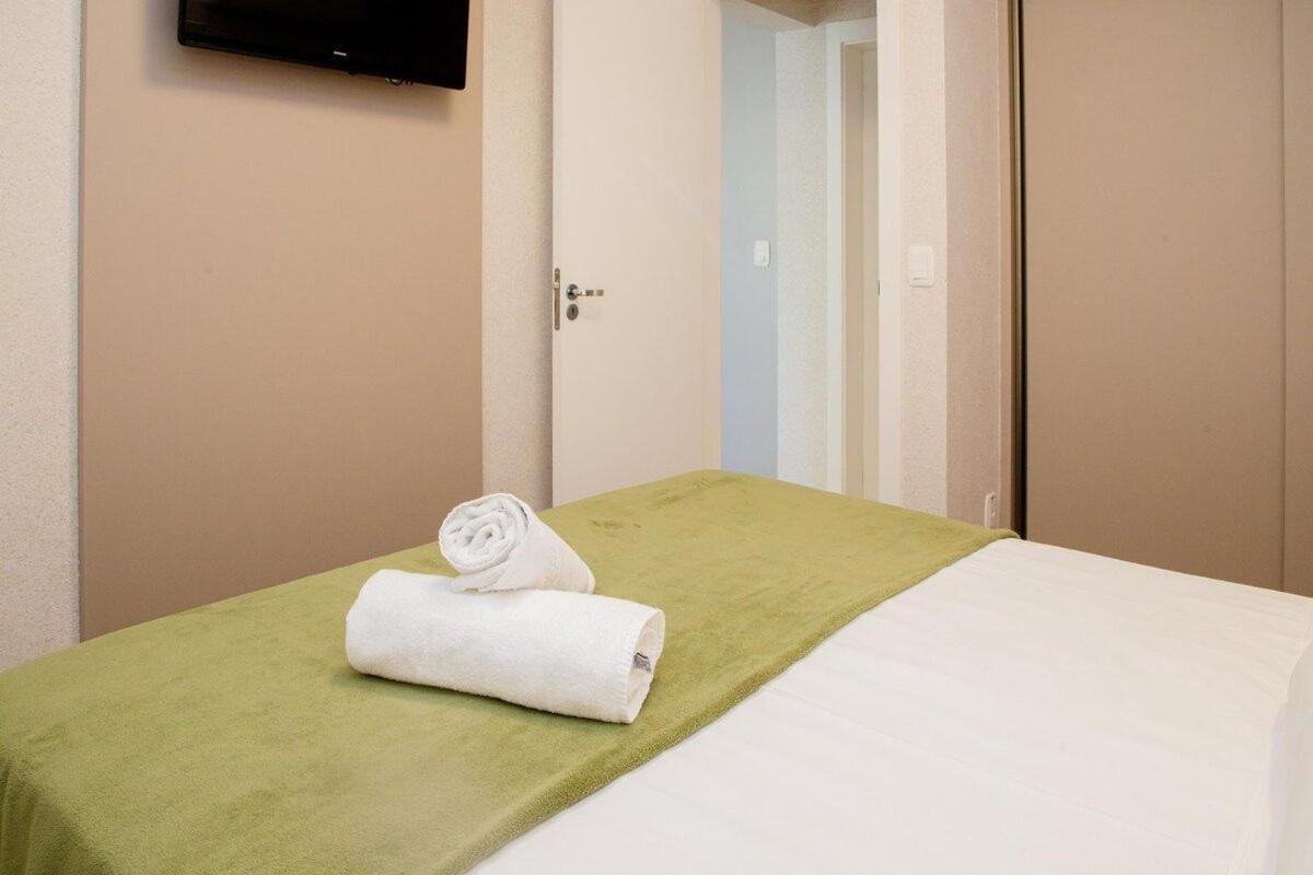 Apartamento 5 Pessoas Em Gramado Esterno foto